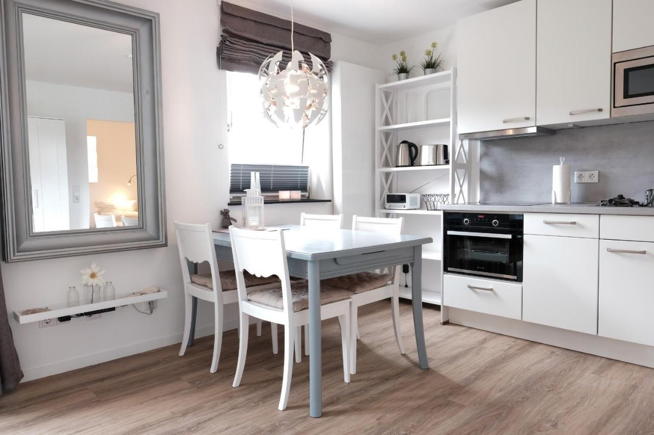 Fewo1846 Strandresidenz Wassersleben - Muschelnest - Stilvolles Studioapartment Mit Balkon ハリスレー エクステリア 写真